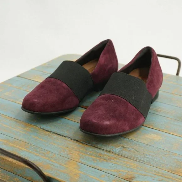 Clarks Unstructured Womens Un Blush Loafers Size 5 M Burgundy Red Black Suede - Picture 4 of 11